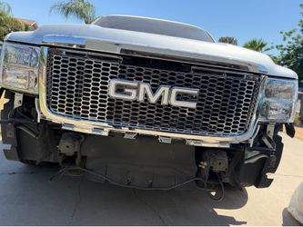 2500 HD Denali grille