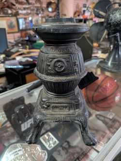 Vintage Cast Iron Mini Pot Belly Stove Decorative Accent Piece