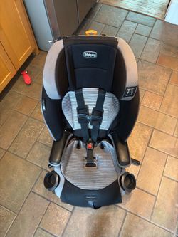 MyFit Harness + Booster Car Seat