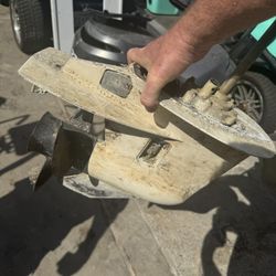 Evinrude Outboard Lower Unit 25/30hp