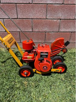 McLane 2 H.P. / 109cc Edger