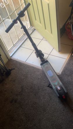 Hoovermax electric scooter