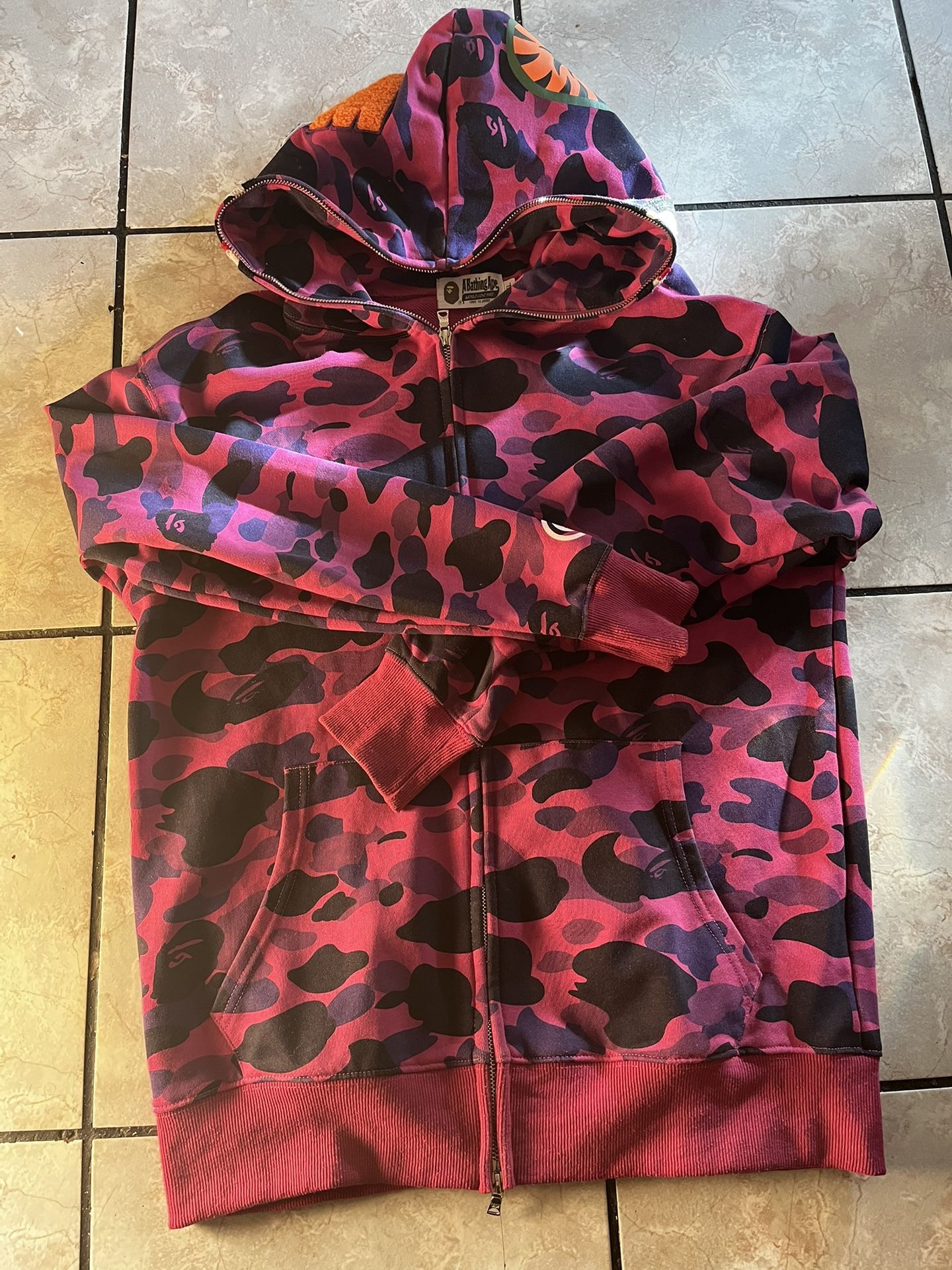 Bape Hoodiee