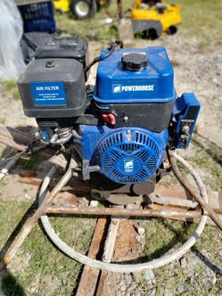 Concrete power trowel
