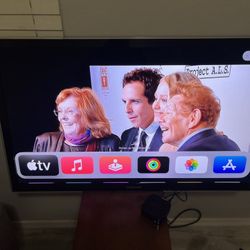 Samsung TV 46” And Apple TV 