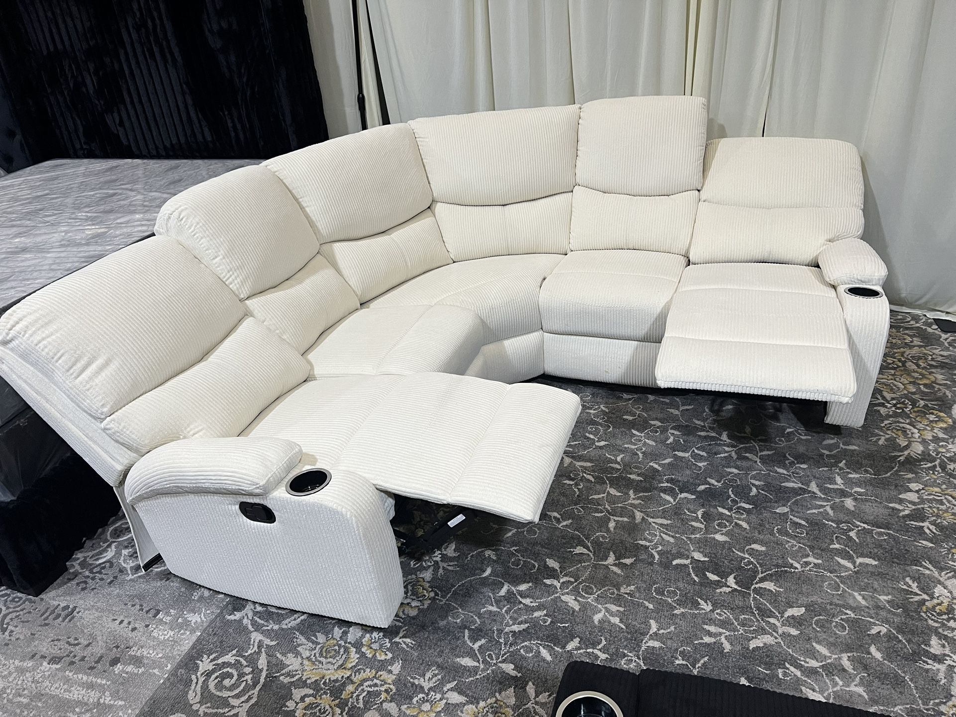 $599 BRAND NEW IN THE BOX RECLINING SECTIONAL