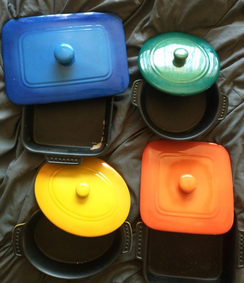 8 PIECE PARINI BAKEWARE SET