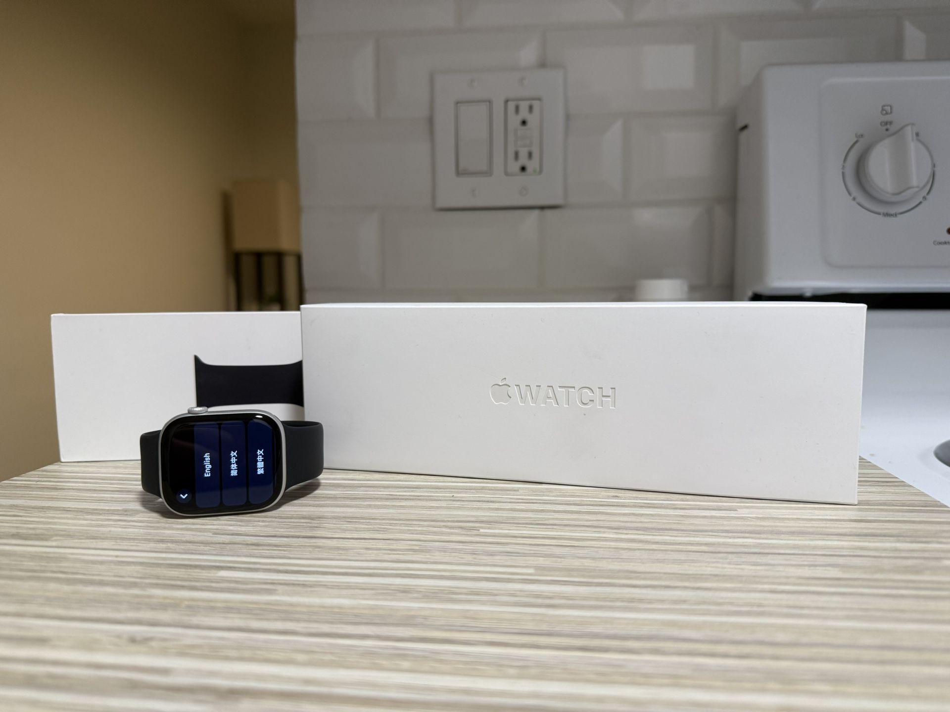 Apple Watch Series 10 46mm GPS + Cellular