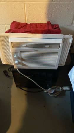 Midea Widow A/C Unit 