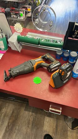 1003 RIDGID R8642 18V Lithium Ion Cordless Reciprocating Saw with 4.0ah & 2.0ah Battery and Charger 595835