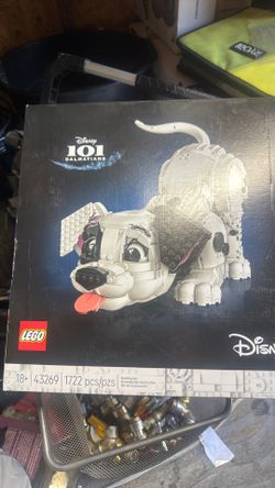 LEGO Disney 101 Dalmatians Puppy DIY Building Kit for Adults 43269