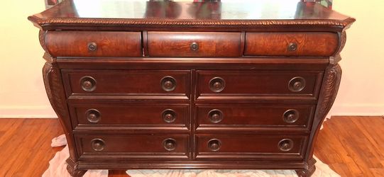 5 pc Master Bedroom Set