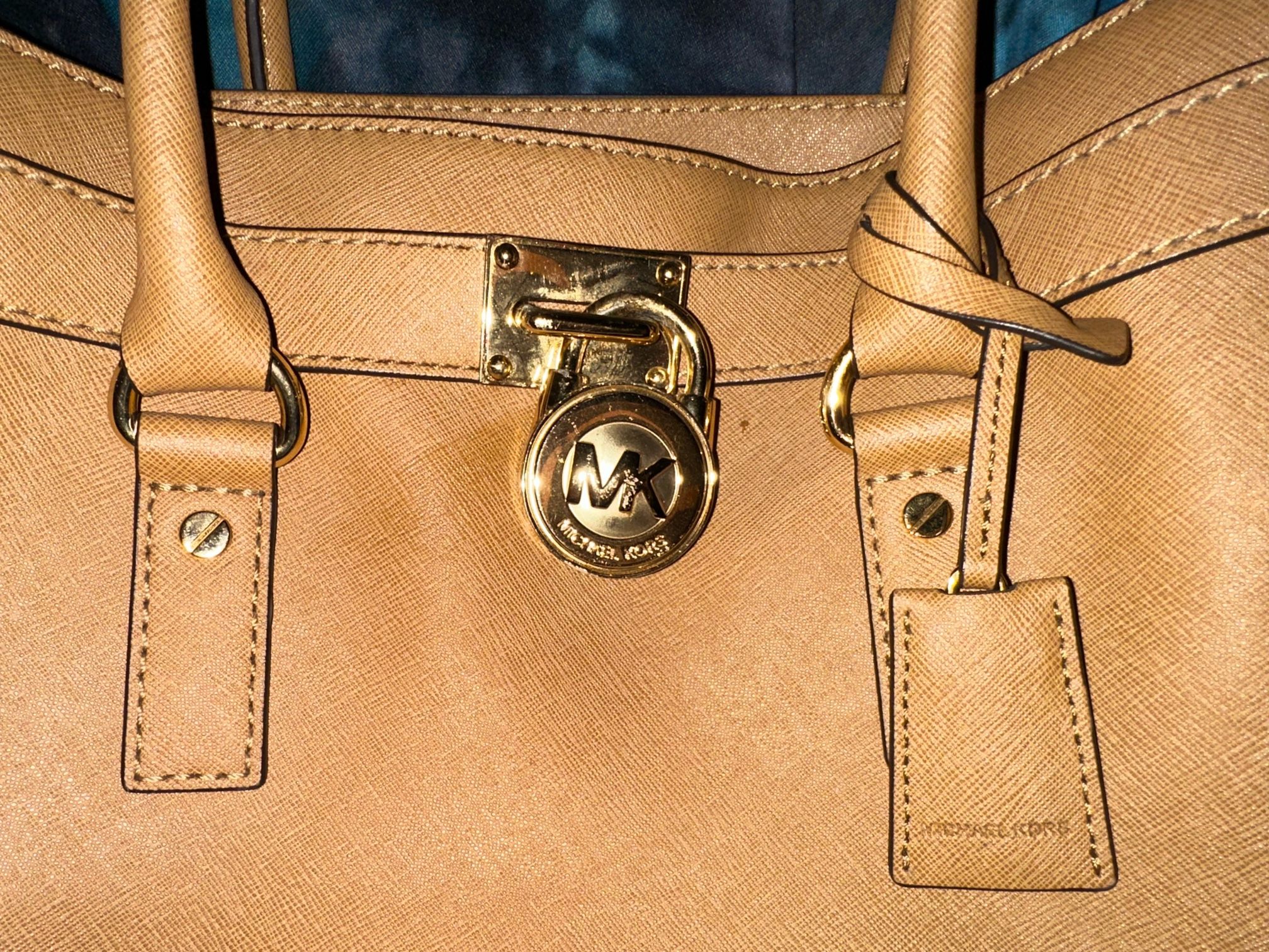 Michael Kors Gorgeous Heritage Lock N Key In Burnt Orange Like New