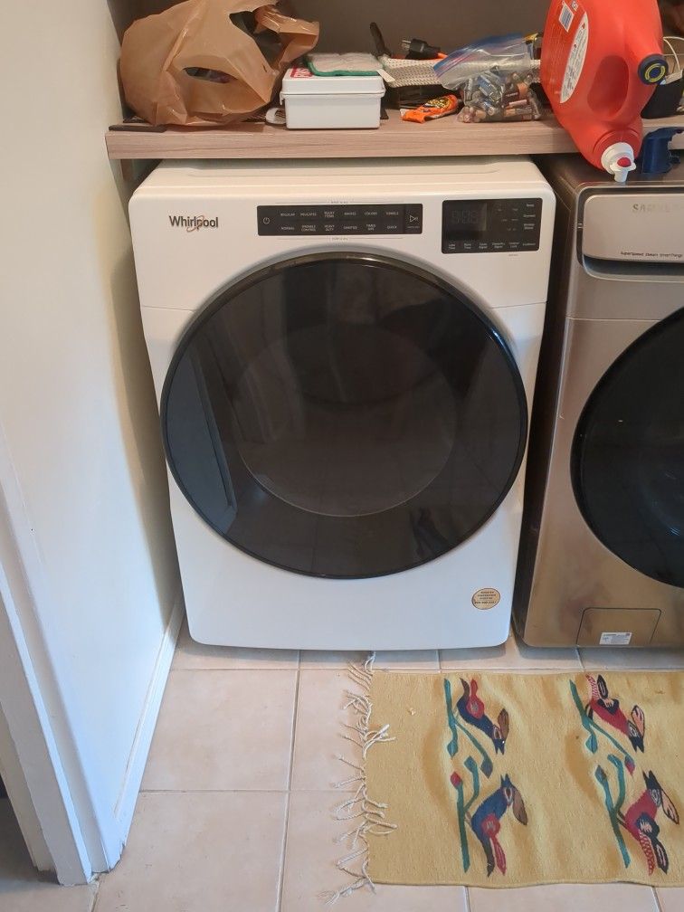 Whirlpool Dryer (Model #WGD5605MW)