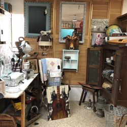 Home Decor And Antiques