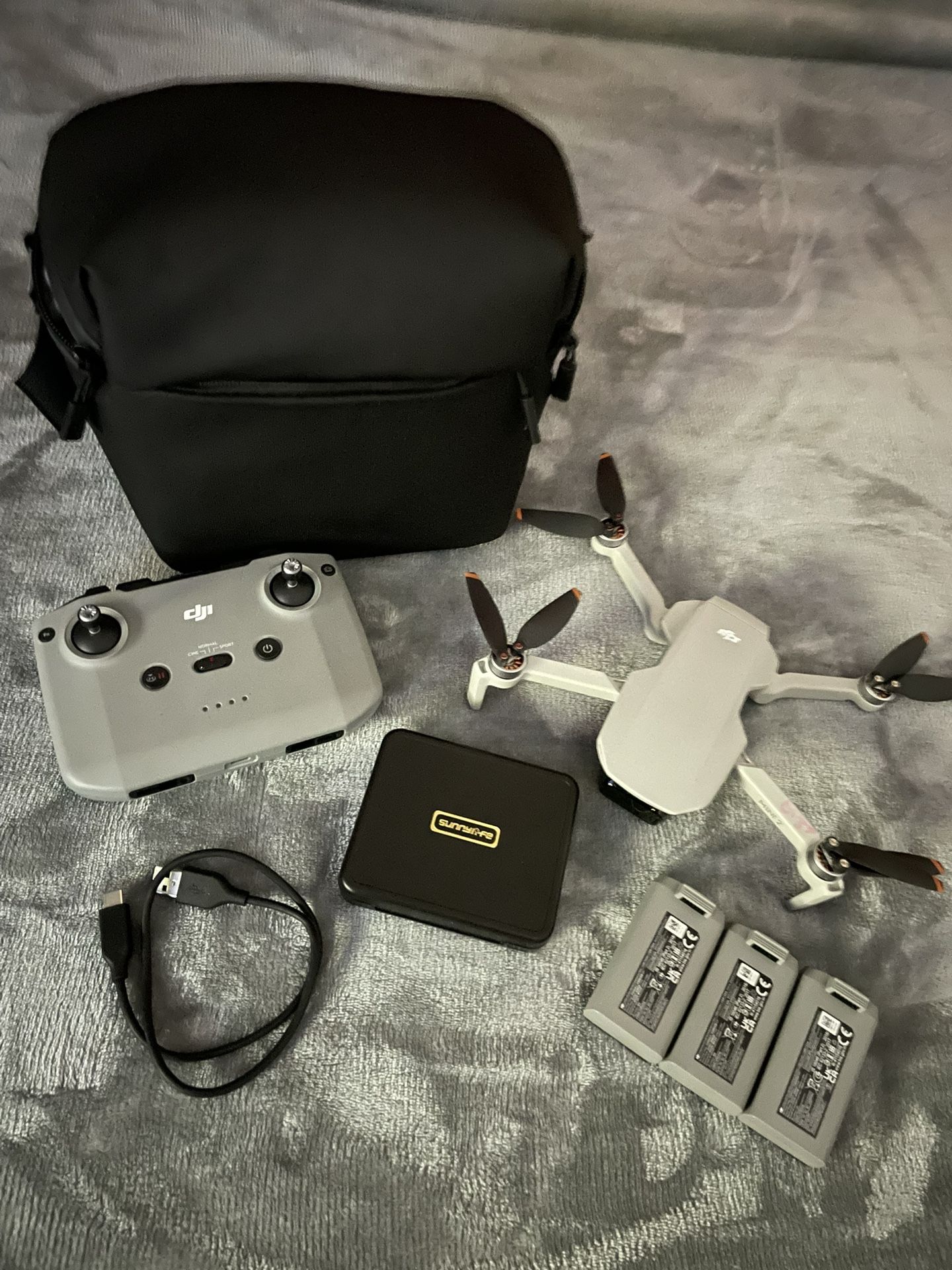 DJI Mini 2 SE And Accessories