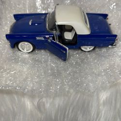 1:18 1955 Ford Thunderbird Diecast – Blue w/ White Roof