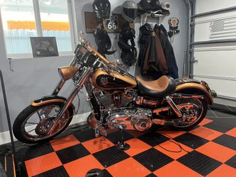 2008 Harley Davidson Super glide custom