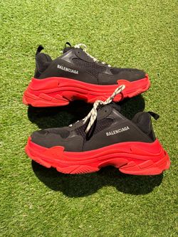 Balenciaga Triple S