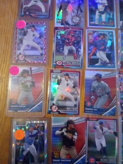 Baseball card lot- 83 total cards