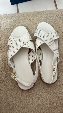 Cole Haan white flat sandals size 9