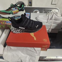 Kids shoes / sneakers