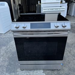 Samsung Stove Good Condition Everything Works Fine 