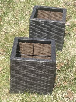 Cubed wicker planters (Pair) Brown