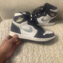 Midnight Navy Jordan 1 
