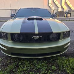 2005 Ford Mustang