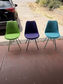 Chairs Set Of 4  New $65 All