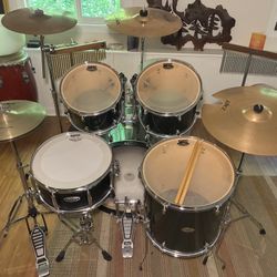 Pearl Drum Set, Great Snare, Cymbals