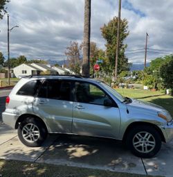 2003 Toyota RAV4