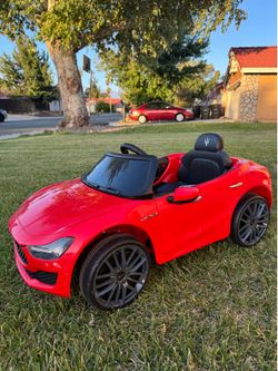 Battery powered car for toddlers