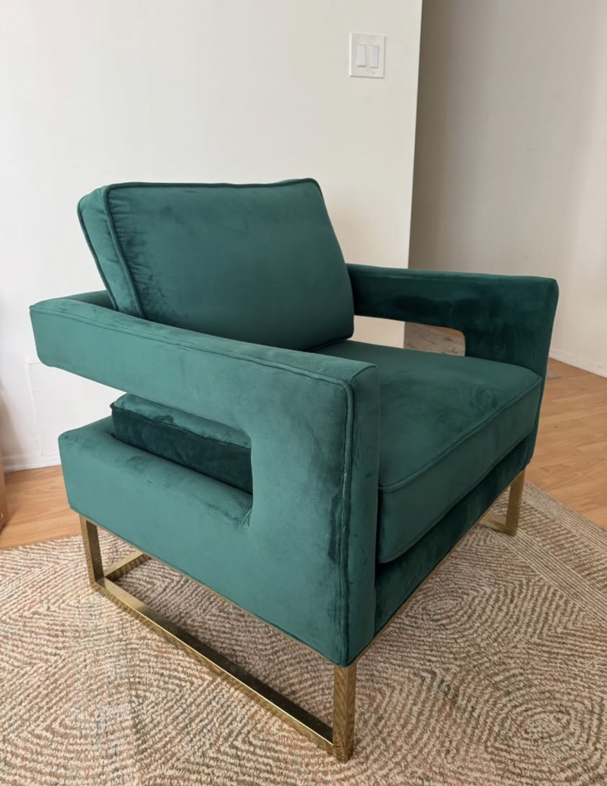 emerald velvet arm chair