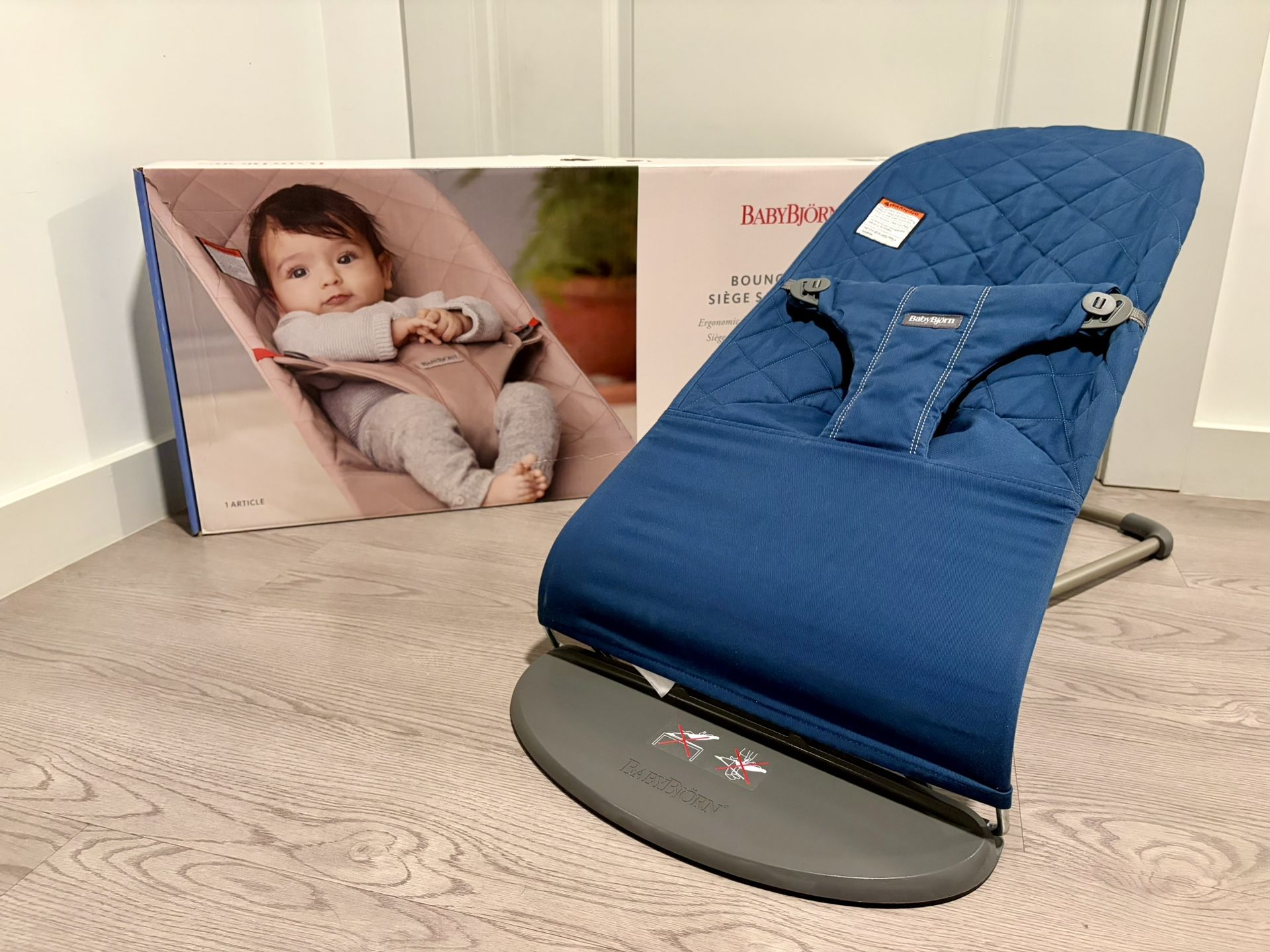 BabyBjörn Bouncer Bliss, Midnight Blue, Woven, Classic Quilt | 2-in-1 AdjustableBaby Bouncer Seat and Toddler Chair, Newborn to Toddler (8-29 lbs), 4