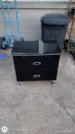 Nightstand/ Cajoncito