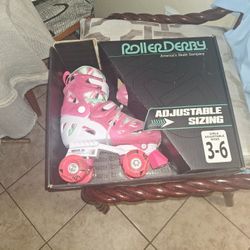NEW ROLLER DERBY  R/OLLERS SKATES $35 FIRM PRICE 