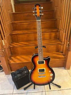 Custom Les Paul w/ Rogue Amp