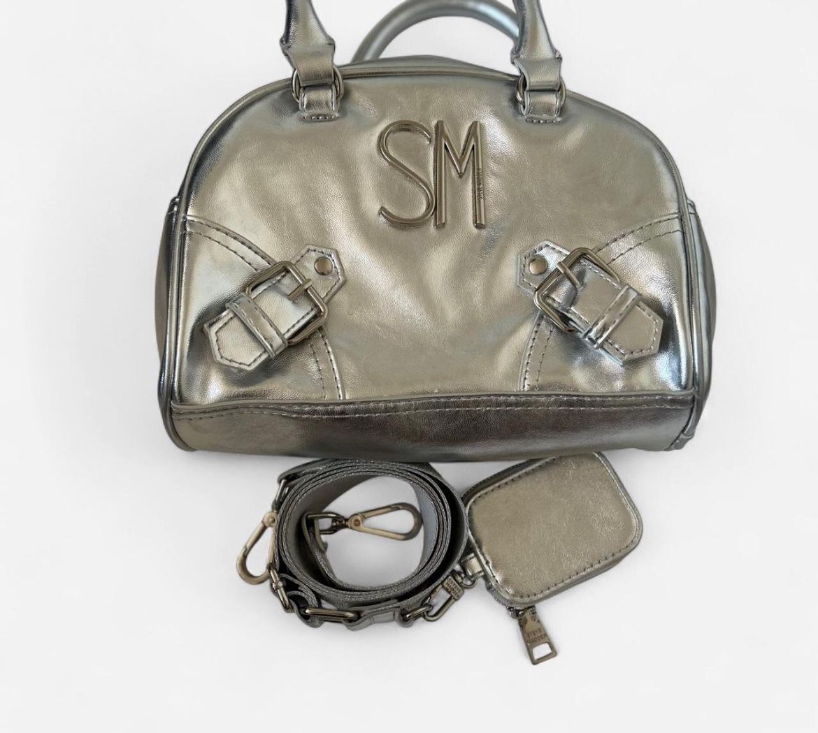 Steve Madden Silver Hand And Cross Body Bag