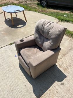 Kids lay z boy couch recliner