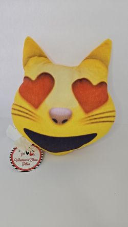Cojín Decorativo de Gato con Ojos de Corazón - Edición San Valentín (CODE0115)