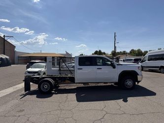 2023 GMC Sierra 3500HD Chassis