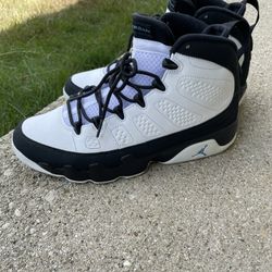 Jordan Retro 9 University Blue