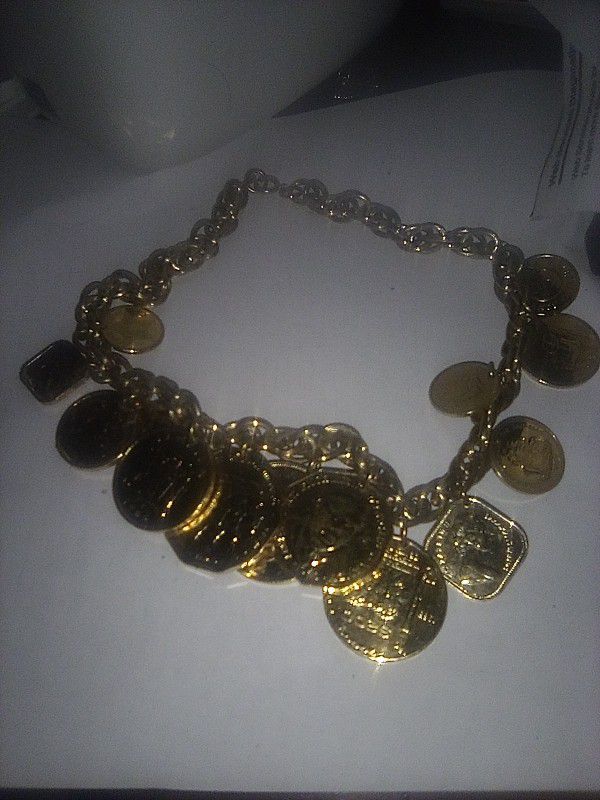 Vintage Gold Tone Coin Charm Necklace