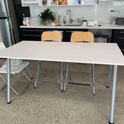 Ikea table with adjustable legs