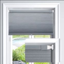NEW 19 X 36 CORDLESS BLINDS