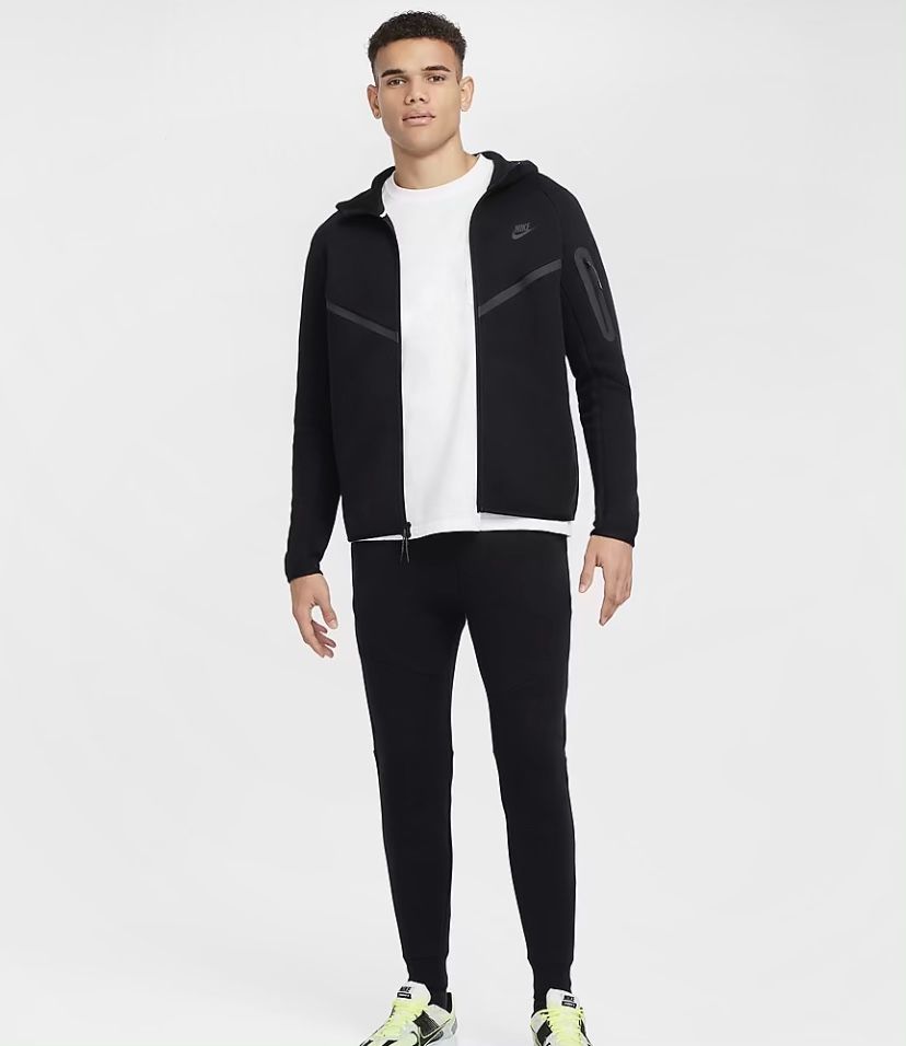 NIKE TECH BLACK/BLACK FULL ZIP WINDRUNNER HOODIE HV0949 010