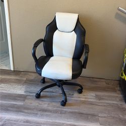 Desk Chair Good Condiciones 