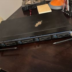 PYLE PDWM4300 VHF Professional Four Channels Wireless Microphone System